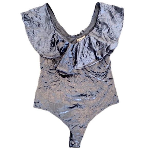 LBB Crushed Velvet Steel Silver‎ Grey 1pc Ruffled Thong Bodysuit Top Sz M NWT - Picture 8 of 12